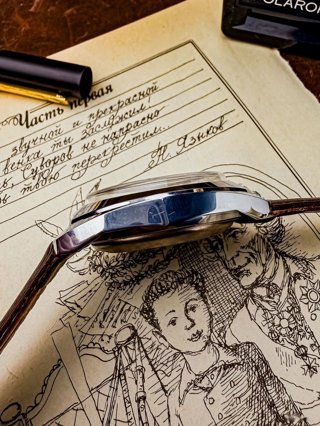 Слава 2427, автоподзавод, коричнево-янтарный циферблат: вид сбоку, фото 7